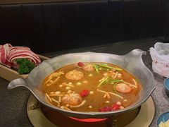 -湊湊火锅·茶憩(打浦桥日月光店)