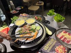 -一头牛·烤肉酒厂(万象城店)