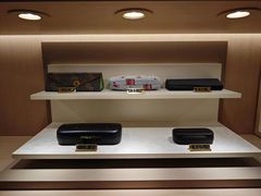 -茂昌眼镜(南京东路店)