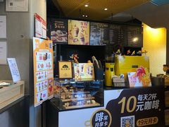 门面-麦当劳(展览路店)