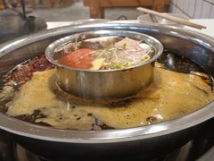 鲜水牛毛肚-岗上渣渣老火锅(两路口店)