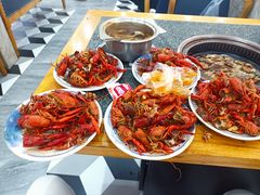 -锤头鲨毛肚海鲜烤肉自助餐厅(国购广场店)