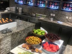 -怡咖啡海鲜自助餐厅(浦东香格里拉店)