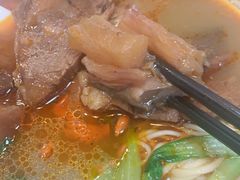 半筋半肉面-金杨拉面王小吃面馆·牛三宝面·红烧牛肉粉