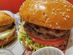 -The Habit Burger Grill 哈比特汉堡(爱琴海店)