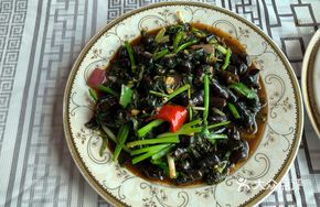Purple Perilla Stir-Fried Mountain Snails