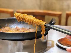 公仔面-胡须佬鸡煲四季火锅店(石厦西村直营店)