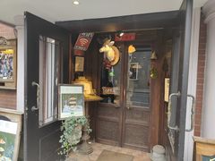 门面-古董花园(思南路42弄小区店)