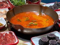 -毛辣果·贵州红酸汤牛肉火锅(西单店)