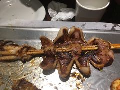 烤鲜鱿鱼-三个大叔烤羊肉串·炭炉砂锅菜(西三旗店)