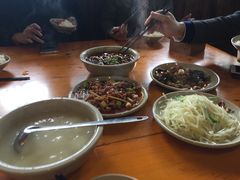 -饭饱香土碗菜(新科店)
