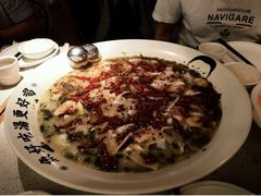 -江渔儿酸菜鱼(映月湖环宇城店)