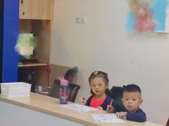 -月星环球港赢在起点早教中心·亲子托班早教体验课儿童兴趣班逻辑思维专注力幼小衔接(普陀中心)