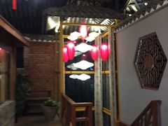 -东馆和天下特色餐饮(工农店)
