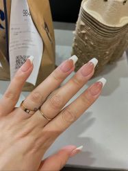 -小羽毛美甲美睫