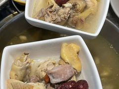 -一席地·本地鸡窝·杭帮鸡火锅(萧山银隆百货店)