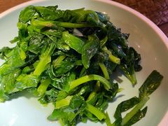 豌豆尖清炒-中8楼风尚云南菜(颐堤港店)