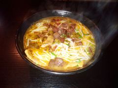-花溪巷牛肉粉(泉城路店)