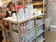 -名创优品(海珠乐峰广场店)