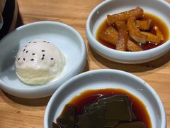 -汉城烤肉·黑金冠(华山路店)