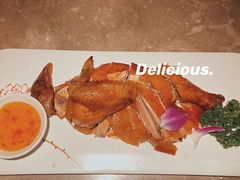 脆皮童子鸡-新白鹿餐厅(金鹰新街口店)