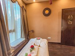 -莱仪堂艾灸经络养生馆(宜川路店)