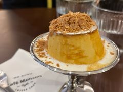 -Café Monson