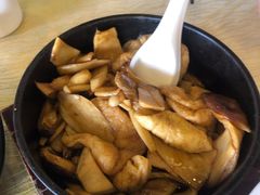 鱼腐杂菌煲-和膳居饮食有限公司