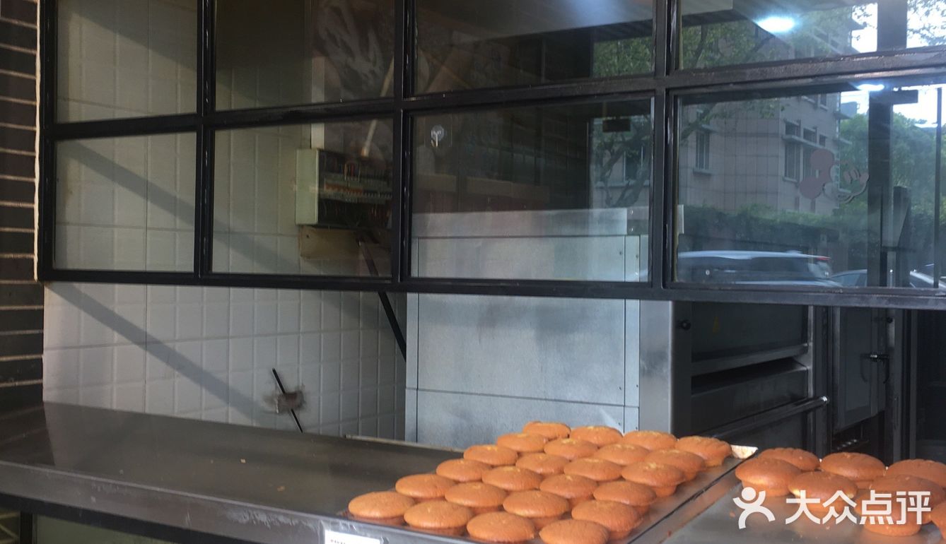 连不爱吃甜食的女儿都忍不住吃了二块，真的超级好吃