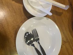 -两兄弟Song Pee Nong(2号店)
