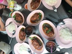 -Kha Mu Charoensang(Silom)