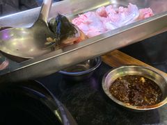 -地锅公社·现炒地锅鸡·地锅鱼·夜宵(罗锦路店)