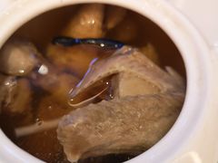 灵芝石斛炖鸽皇-粤小馆(天安云谷店)
