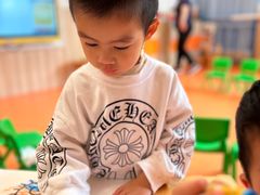 -小门牙好性格托育(北外滩中心)