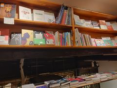 -猫的天空之城概念书店(苏州平江店)