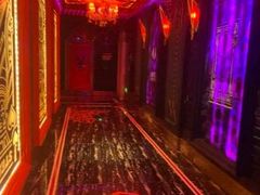 -UK派对KTV(日月广场店)