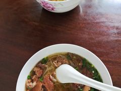-子潇春庞牛腩粉(三大银行店)