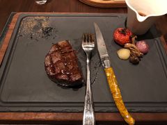 -恰餐厅及酒吧 CHAR Bar & Grill (北京丽都皇冠假日店)