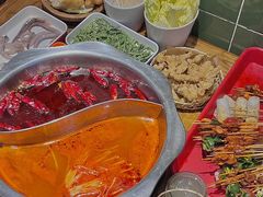 -钢管厂五区小郡肝串串香火锅(人民广场店)