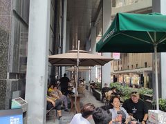 -星巴克(六合路店)