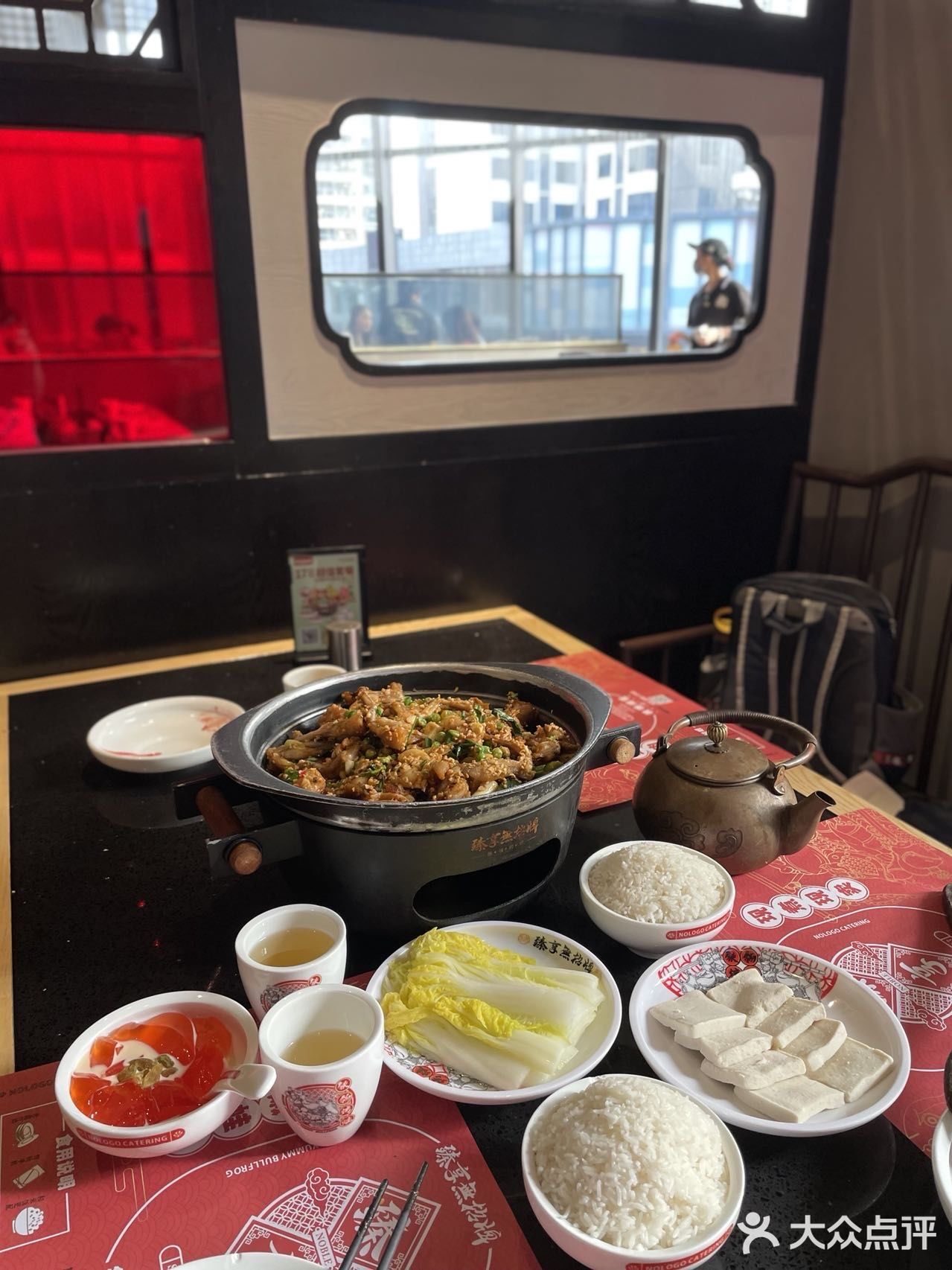 开平探店|吃蛙首选——臻享無招牌铁锅烤
