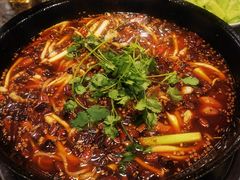 -鸿顺老铁锅美蛙鱼府(解放碑店)