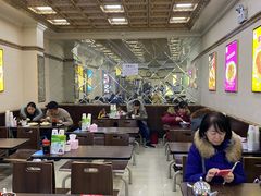 大堂-吕氏馄饨包子大排档