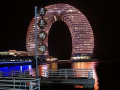 -湖州太湖旅游度假区-月亮广场