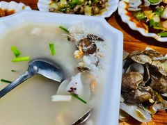 海鲜泡饭-温州一家人美食(西木头市店)