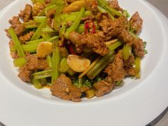 爆炒黄牛肉-佬太公海鸭·海鲜大排档(上海总店)