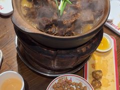 -阿润打边炉·鲜切鸡煲(华漕店)
