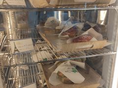 面包甜点陈列柜-mira甜品屋(财大店)