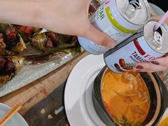 -玖月时尚泰式餐厅