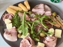 -WOLFGANG PUCK KITCHEN & BAR(迪士尼小镇店)